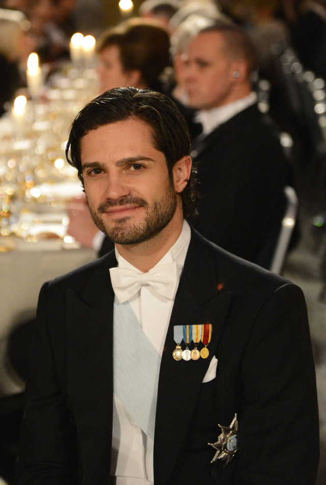 Pangeran Carl Philip dari Kerajaan Swedia yang viral di TikTok. Foto: AFP/Jonathan Nackstrand