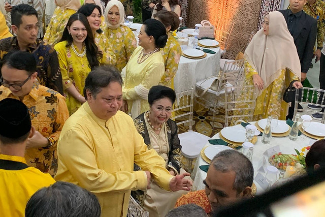Ketua Umum Partai Golkar, Airlangga Hartarto di acara Halal Bilhalal Golkar di DPP Partai Golkar pada Senin (15/4/2024). Foto: Luthfi Humam/kumparan