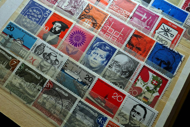 Ilustrasi Panduan Merawat Koleksi Perangko. Sumber: pixabay