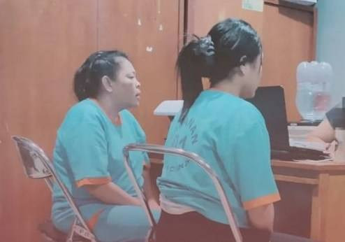 Dua orang tersangka muncikari modus kawin kontrak di Cianjur Foto: Dok. Istimewa