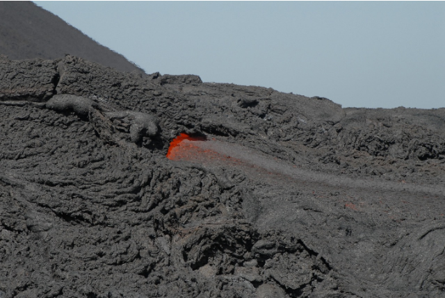 Ilustrasi apakah lahar dingin berbahaya? Sumber foto: Pixabay/Connectingdots