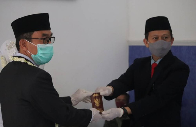 Ilustrasi Teks Ijab Kabul Bahasa Sunda  Sumber Unsplash/Mufid Majnun