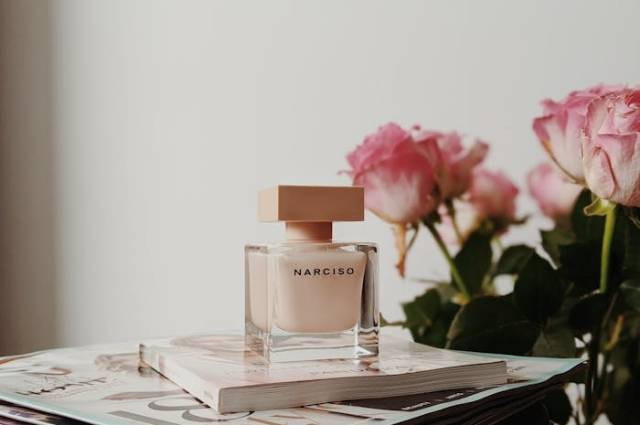 Ilustrasi jenis wewangian parfum, sumber foto: Valeriia Miller by pexels.com