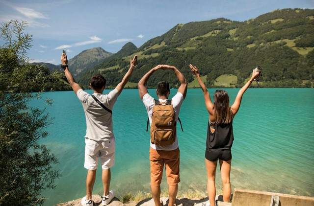 Ilustrasi Bagaimana Sebaiknya Sikap Pengunjung kalau Mengunjungi Tempat Wisata Manapun          Sumber Unsplash/Leo_Visions