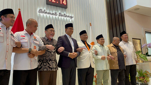 Anies-Cak Imin bertamu ke DPP PKS, Selasa (23/4/2024). Foto: Haya Syahira/kumparan