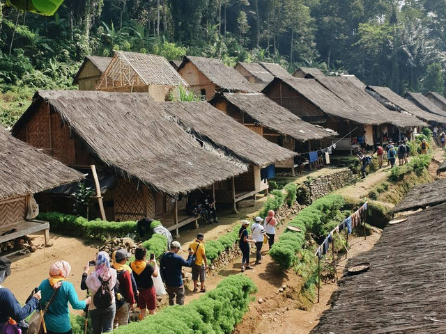 Desa Sade Lombok. Foto hanya ilustrasi, bukan tempat sebenarnya. Sumber: Unsplash/yulia agnis