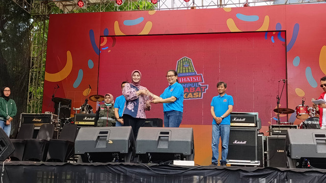 Suasana acara Daihatsu Kumpul Sahabat Bekasi di Harapan Indah, Bekasi, Minggu (28/4). Foto: Fitra Andrianto/kumparan