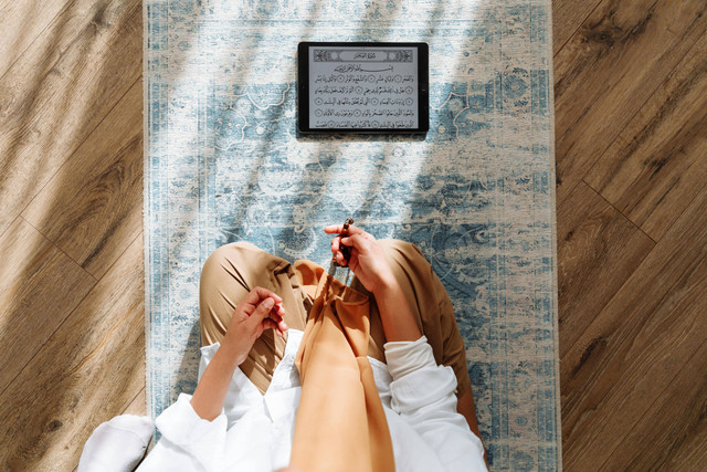 Ilustrasi Bacaan Tahmid, Takbir, Tahlil. Foto: Pexels/Thirdman