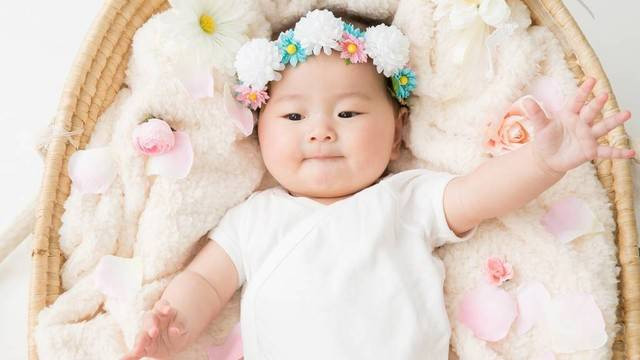 ilustrasi nama bayi permepuan elegan. Foto: shutterstock.coom. 