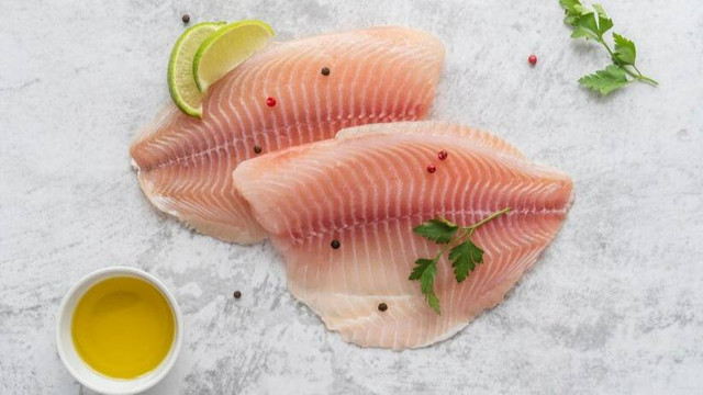 Fillet ikan diambil dari Freepik.com