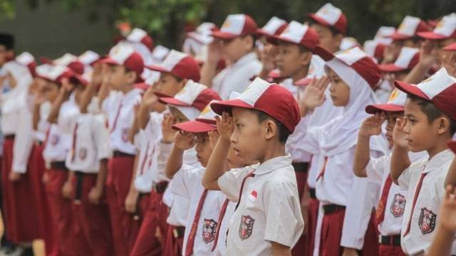 Ilustrasi Upacara Hari Pendidikan Nasional. Foto: Shutterstock.