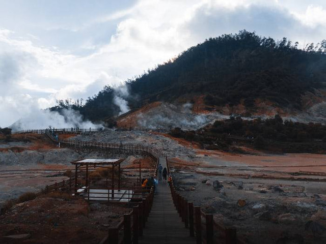 Wisata Dieng Terpopuler 2024. Sumber: unsplash.com/ Awan