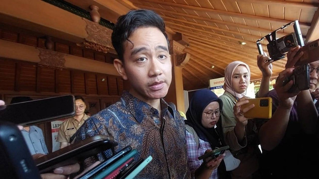 Wali Kota Solo Gibran Rakabuming Raka di Balai Kota Solo, Senin (6/5/2024). Foto: kumparan