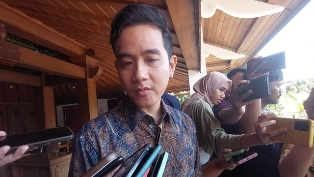 Wali Kota Solo Gibran Rakabuming Raka di Balai Kota Solo, Senin (6/5/2024). Foto: kumparan