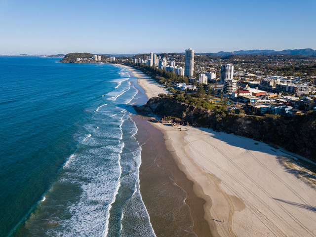 Senin, 6 Mei 2024. Foto oleh Damon Hall, https://www.pexels.com/photo/aerial-photography-of-body-of-water-1680230/