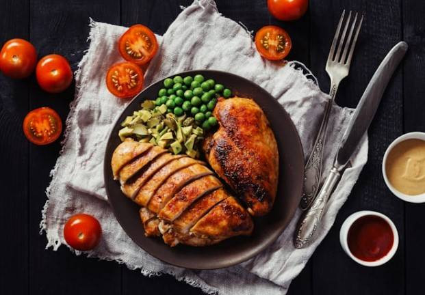 Bebek Madura Enak di Bandung. Foto hanyalah ilustrasi bukan tempat sebenarnya. Sumber: Unsplash/Elena Leya