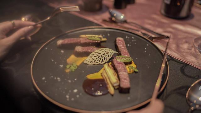 Hidagyu yang disajikan Uppercut Steakhouse JW Marriott Surabaya.