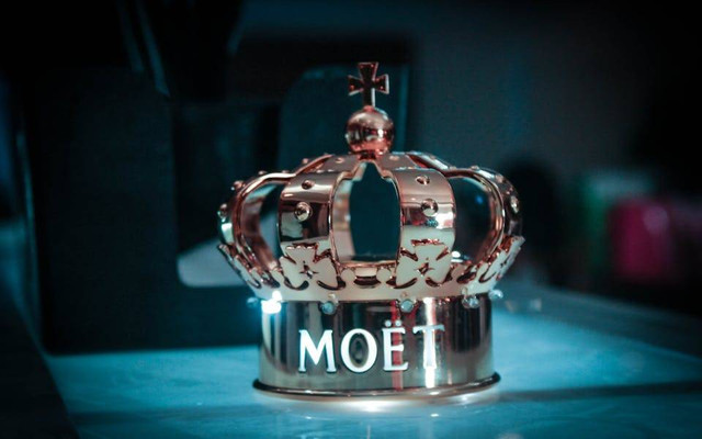 Ilustrasi mahkota kerajaan termahal di dunia. Sumber: Chris Matthews/pexels.com