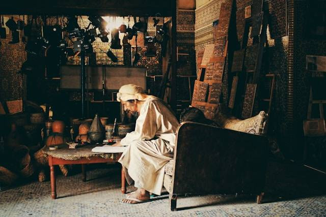 Contoh Percakapan Bahasa Arab tentang Sekolah. Foto hanya ilustrasi. Sumber foto: Unsplash/Anna