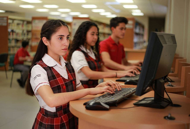 Ilustrasi soal ujian sekolah agama kristen kelas 9 dan kunci jawaban - Sumber: pixabay.com/ernestoeslava