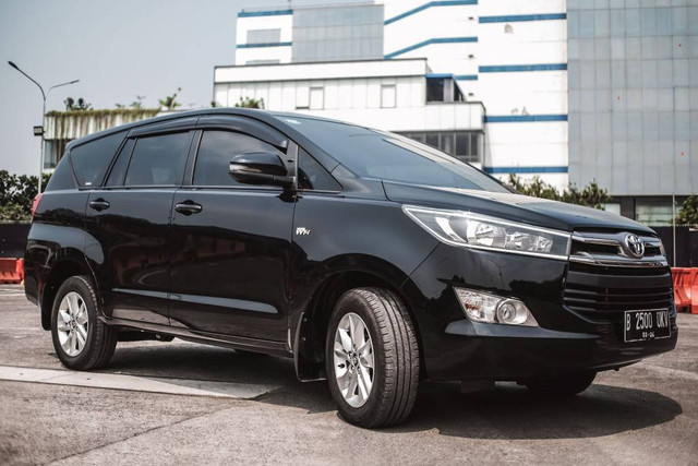 Toyota Kijang Innova generasi keenam. Foto: Bangkit Jaya Putra/kumparan