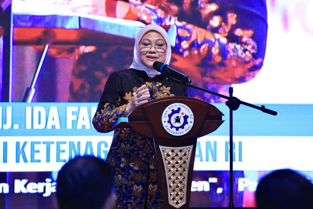 Menteri Ketenagakerjaan (Menaker) Ida Fauziyah mengapresiasi peran aktif dunia usaha dan industri dalam pembangunan Sumber Daya Manusia (SDM). Foto: Dok. Kemnaker
