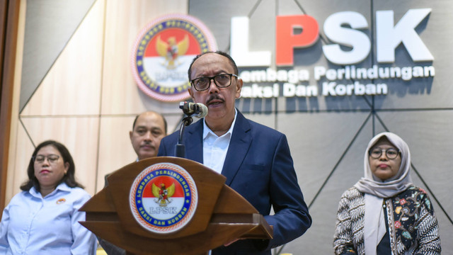 Ketua LPSK terpilih Brigjen Pol Achmadi memberikan keterangan pers usai Pemilihan Ketua Lembaga Perlindungan Saksi dan Korban di Kantor LPSK, Jakarta Timur, Kamis (16/5/2024). Foto: ANTARA FOTO/Indrianto Eko Suwarso