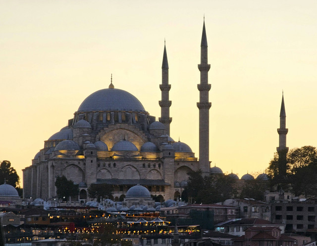 Ilustrasi Biografi Ali bin Abi Thalib. Foto: Unsplash/Arwa Shambesh