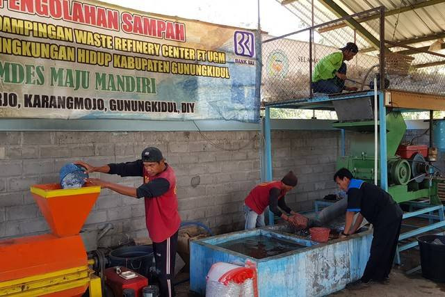 Ilustrasi Kegiatan BUMDes. Sumber: kumparan.com