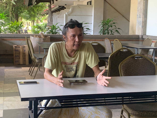 Roberto Hutabarat - IST