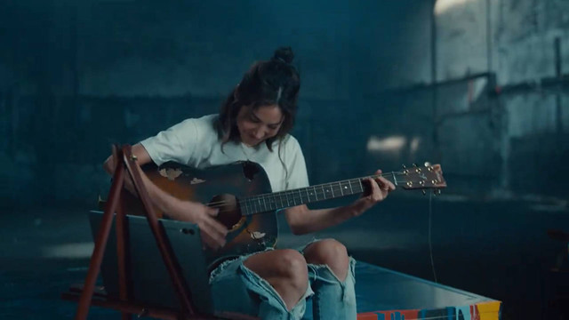 Iklan Samsung Galaxy Tab S9 yang sindir iklan iPad Pro 2024. Foto: Samsung