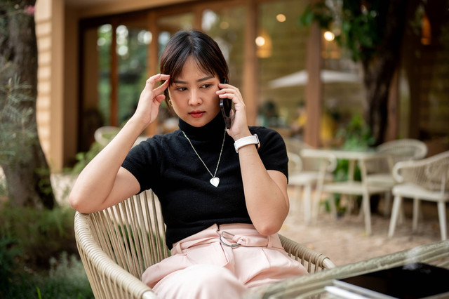 3 Zodiak Ini Mudah Jatuh Cinta dengan Pria yang Emotionally Unavailable . Foto: Shutterstock