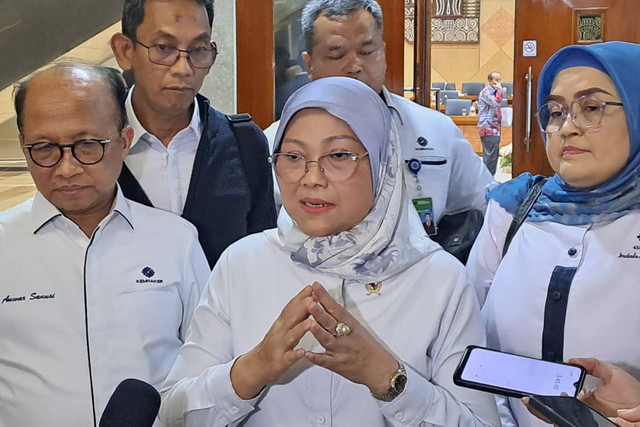Menteri Ketenagakerjaan (Menaker) Ida Fauziyah usai rapat bersama Komisi IX DPR di Jakarta, Senin (20/5/2024). Foto: Ghifari/kumparan