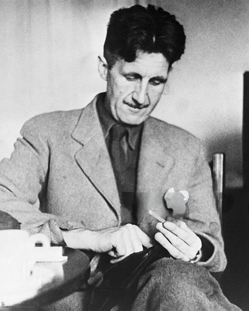Potret penulis fabel Animal Farm, George Orwell. (foto: gettyimages.com)