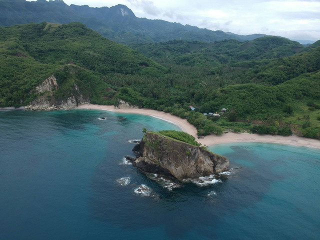 Pulau Bair. Foto hanya ilustrasi, bukan tepat sebenarnya. Sumber: Unsplash/aruka death
