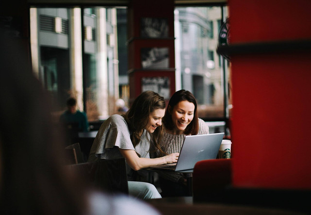 [cafe dekat Universitas Budi Luhur] bukan tempat sebenarnya, unsplash/IlyuzaMingazova