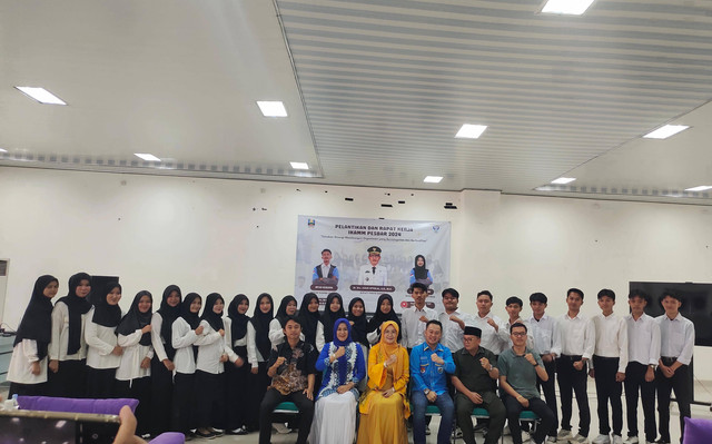 Pelantikan dan Rapat Kerja Pengurus Ikatan Mahasiswa Muslim (IKAMM) Pesisir Barat 2024 | Foto : Ist