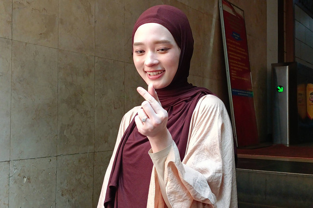 Inara Rusli Hadir di Polda Metro Jaya Untuk Cabut Laporan Foto: Aprilandika Pratama/kumparan