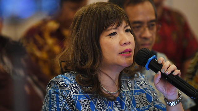 Ketua Umum Asosiasi Pengusaha Indonesia (APINDO) Shinta W. Kamdani memberikan keterangan saat konferensi pers terkait iuran Tabungan Perumahan Rakyat (Tapera) di Jakarta, Jumat (31/5/2024). Foto: ANTARA FOTO/Akbar Nugroho Gumay