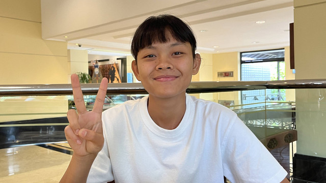 Helsya Maeisyaroh, gelandang Timnas Wanita, saat diwawancarai kumparanBOLANITA di Hotel Sultan, Jakarta, Rabu (29/5). Foto: Aji Nugrahanto/kumparan