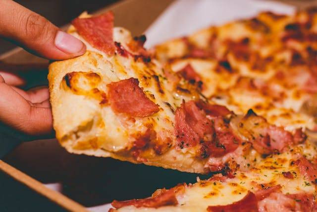 Pizza enak di kemang. Foto hanya ilustrasi, bukan gambar sebenarnya. Sumber foto: Pexels/Muffin Creatives