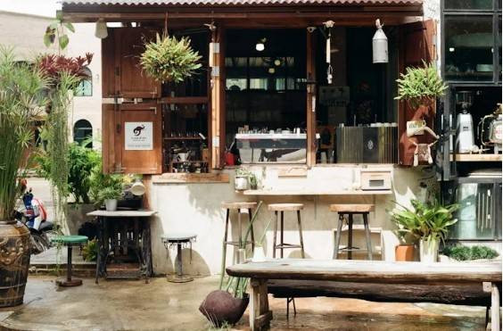 District Dago Cafe. Foto hanyalah ilustrasi bukan tempat sebenarnya. Sumber: Unsplash/Duy Vo