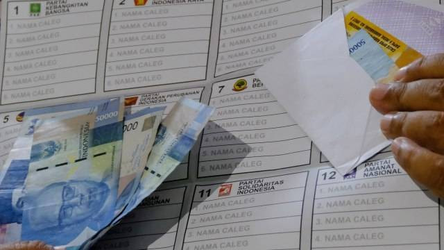 Ilustrasi money politics pada Pemilu