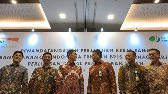 Penandatanganan perjanjian kerjasama BPJS Ketenagakerjaan dengan PT Bank Danamon Indonesia Tbk (Danamon) perluasan kanal pembayaran iuran.  Foto: Ghifari/kumparan 