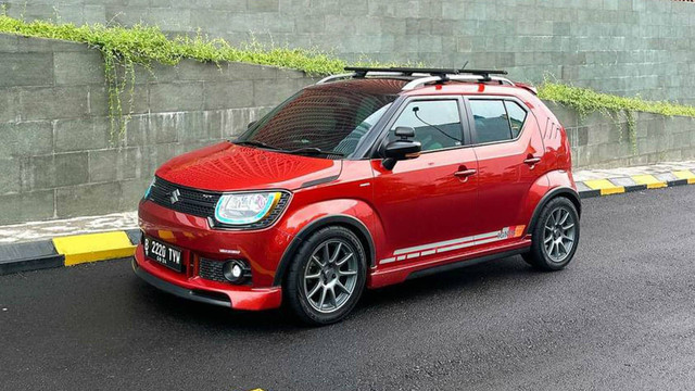 Suzuki Ignis milik Nabeel yang dimodifikasi jadi JDM look. Foto: Instagram/@beelsha.garage