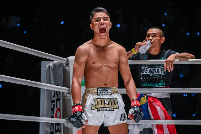 Petarung Muay Thai asal Malaysia Johan Ghazali. Foto: ONE Championship