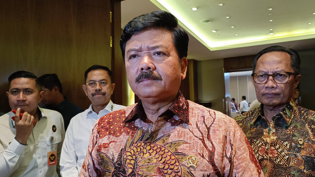 Menkopolhukam Hadi Tjahjanto saat dijumpai usai acara Peluncuran Pelaksanaan Piloting Penerapan Pidana Bersyarat KUHP di Jakpus, Rabu (5/6/2024). Foto: Thomas Bosco/kumparan