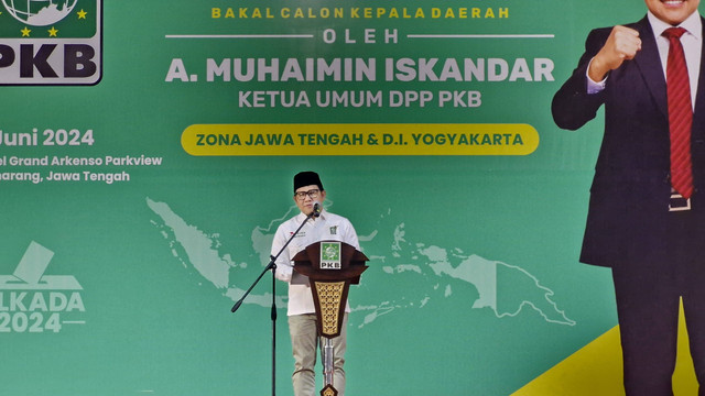 Cak Imin di acara Konsolidasi Calon Kepala Daerah, di Hotel Grand Arkenso Semarang, Kamis (6/5/2024). Foto: Intan Alliva Khansa/kumparan