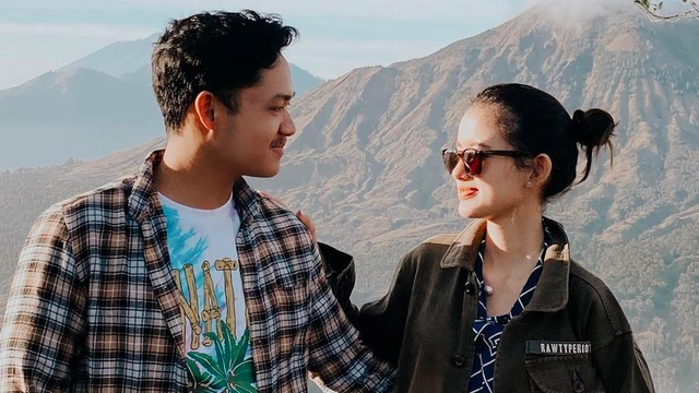 Biodata Sarah Menzel, Foto: Instagram @azriel_hermansyah