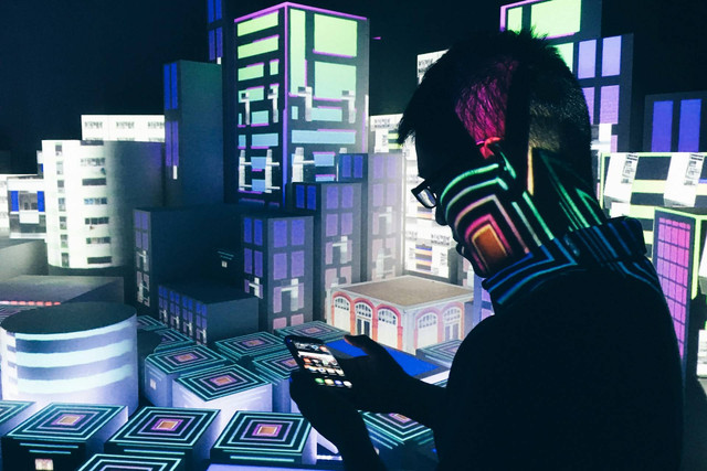 Ilustrasi cara setting minecraft pe seperti pc. Sumber: kelvin han/unsplash